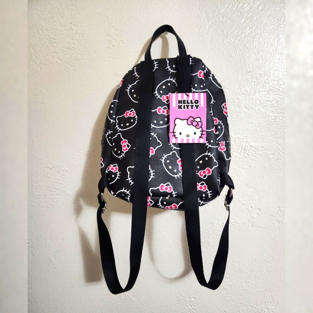 New Hello Kitty Mini Backpack - Picture 2 of 2